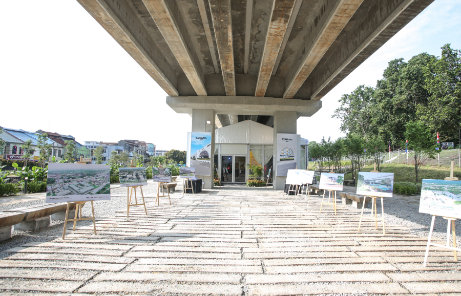 Laman Rel Mahkota