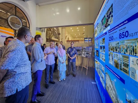 Sesi Taklimat Cadangan Pemuliharaan Stesen Keretapi Kuala Lumpur dan Operasi ETS 3 kepada Perdana Menteri