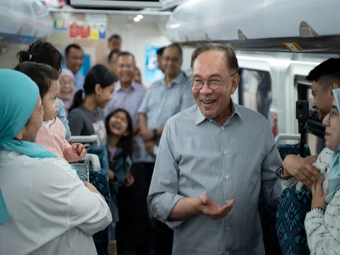 Sesi Taklimat Cadangan Pemuliharaan Stesen Keretapi Kuala Lumpur dan Operasi ETS 3 kepada Perdana Menteri
