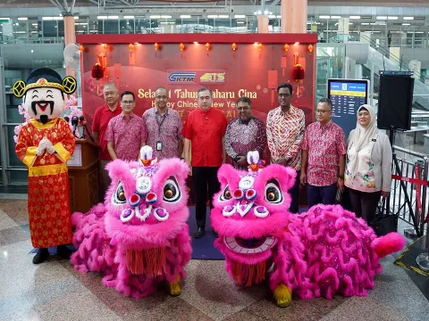 Edaran Pek Cenderahati sempena Sambutan Tahun Baharu Cina dan Lawatan Tapak Projek Seremban Sentral