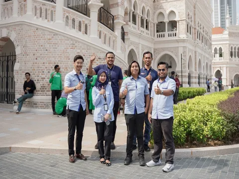 Majlis Peluncuran Program Pembaharuan Teksi Madani Nasional