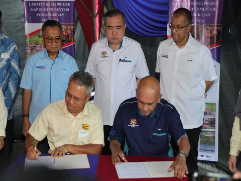 26.07.24 - Lawatan Kerja Projek Siap oleh YB Menteri Pengangkutan, Penyiapan Baki Kerja bagi Projek Rehabilitation, Upgrading of track and Assosiated Works Between Gemas Negeri Sembilan to Mentakab Railway Station, Pahang